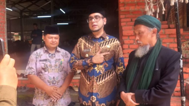 Ponpes Dzikir Al-Fath Sukabumi Lepas 55 Mahasantri Bekerja ke Luar Negeri, Upaya Tekan Pengangguran