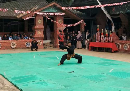 Ponpes Dzikir Alfath Gelar Syukuran dan Doa Bersama Untuk NKRI Sambut HUT ke-81 Kemerdekaan RI